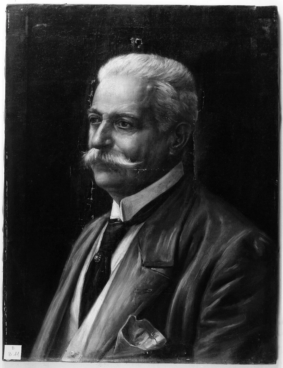  205-Ettore Tito-ritratto d'uomo con baffi -Museo Civico, Pescia, Potenza 